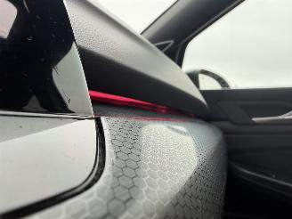 Volkswagen Golf 2.0 GTI 245 PK PANO picture 10