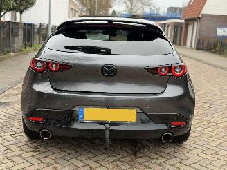 Mazda 3 2.0 e-SkyActiv-X M Hybrid 186 Luxury picture 7