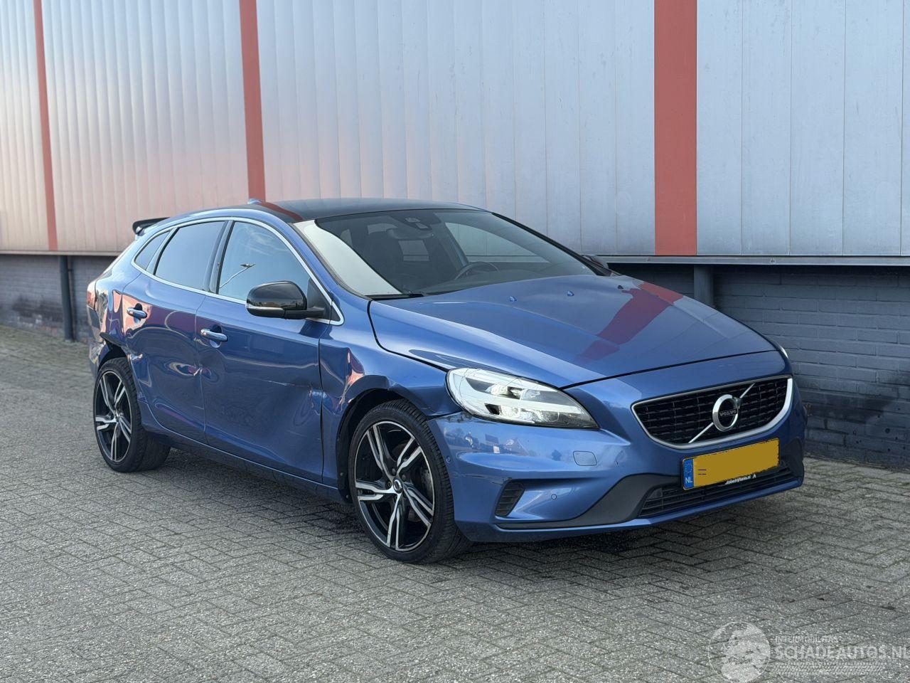 Volvo V-40 2.0 T4 Business Sport