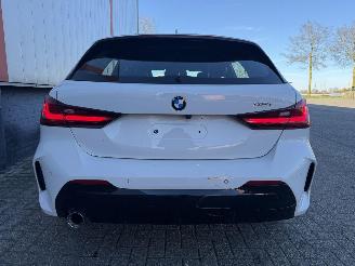 BMW 1-serie 118i M PAKKET AUTOMAAT SCHUIFDAK picture 4
