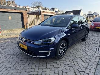Damaged car Volkswagen e-Golf  2019/1