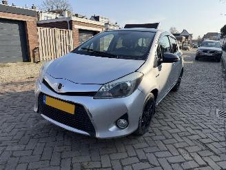 Damaged car Toyota Yaris 1.5 Hybrid AUTOMAAT 2014/1