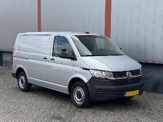 Coche accidentado Volkswagen Transporter 2.0 TDI L1H1 28 Bulli AUTOMAAT 2020/1