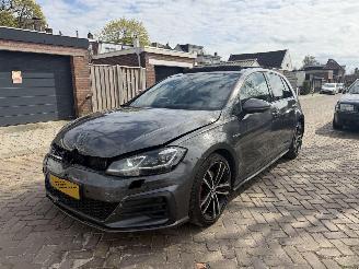 Volkswagen Golf GTD 184 PK PANO picture 2