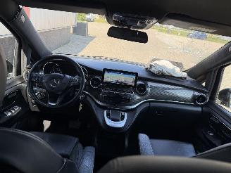 Mercedes V-klasse V220d AMG 4 MATIC 8 PERS picture 19