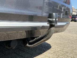 BMW 3-serie 330d xDrive picture 6