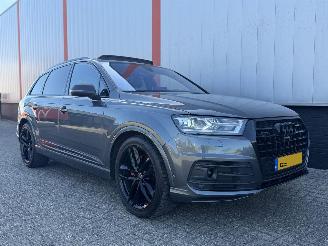 Schadeauto Audi Q7 3.0 TDI quattro S LINE PANO 2015/1