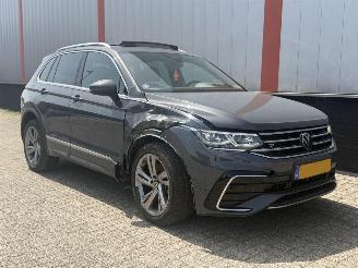 Volkswagen Tiguan 1.4 TSI eHybrid R-Line HEAD UP PANO picture 2