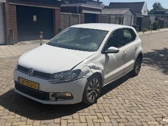 uszkodzony samochody osobowe Volkswagen Polo 1.4 TDI EURO 6 2016/1