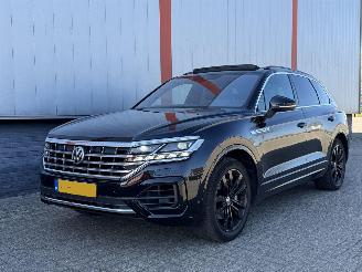 Volkswagen Touareg 3.0 TDI R Line BLACK picture 23