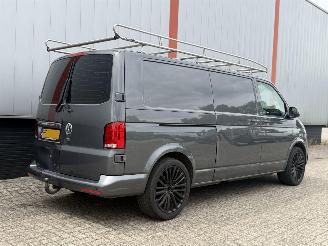 Volkswagen Transporter 2.0 TDI L2H3 30 AUTOMAAT picture 4