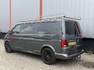 Volkswagen Transporter 2.0 TDI L2H3 30 AUTOMAAT picture 22