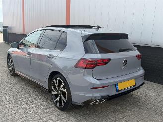 Volkswagen Golf 1.5 eTSI R Line PANO picture 23