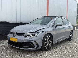 Volkswagen Golf 1.5 eTSI R Line PANO picture 20