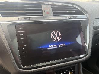 Volkswagen Tiguan 1.5 TSI R-Line 7 PERS NAP picture 14