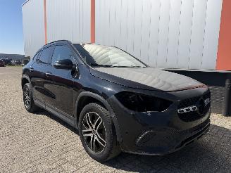 Schadeauto Mercedes GLA 200d AUTOMAAT 2022/1