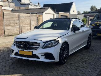 Damaged car Mercedes C-klasse C300 Coupe AMG 2019/1