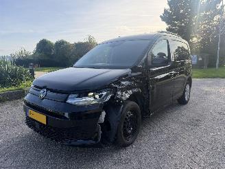 krockskadad bil auto Volkswagen Caddy 2.0 TDI Dubbel schuifdeuren MODIFIED PARTITION WALL 2024/1