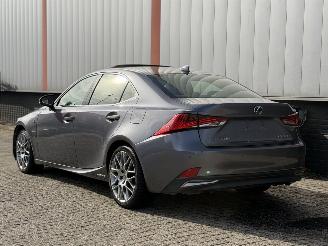 Lexus IS G Sport 300h Hybrid picture 33