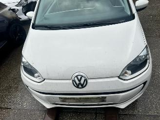 Volkswagen Up 1.0 picture 9