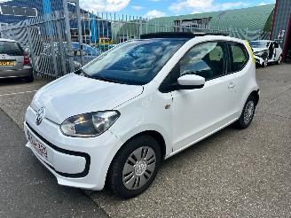 skadebil auto Volkswagen Up 1.0 PANO 2012/4