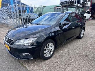 skadebil auto Seat Leon 1.6 TDI / ST 2018/12