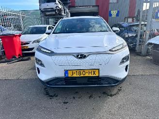 Hyundai Kona EV COMFORT 64 KWH picture 2