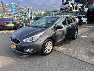 Avarii autoturisme Kia Cee d 1.6 GDI 2014/4