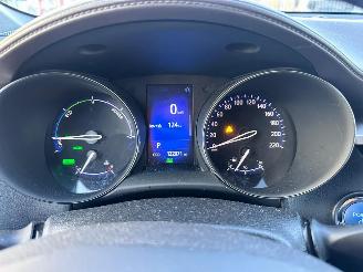 Toyota C-HR 1.8 HYBRIDE BI-TONE picture 9