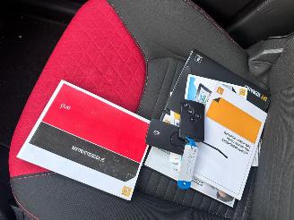 Renault Clio 0.9 TCe Dynamique picture 13