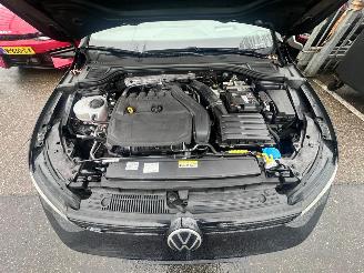 Volkswagen Golf 1.5  R LINE / eTSI / DSG / PANO / HEAD UP / VOLLE AUTO picture 21