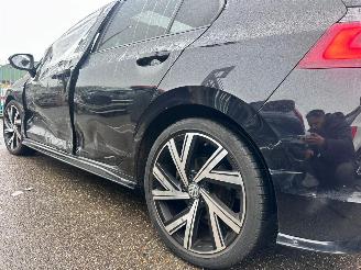 Volkswagen Golf 1.5  R LINE / eTSI / DSG / PANO / HEAD UP / VOLLE AUTO picture 23