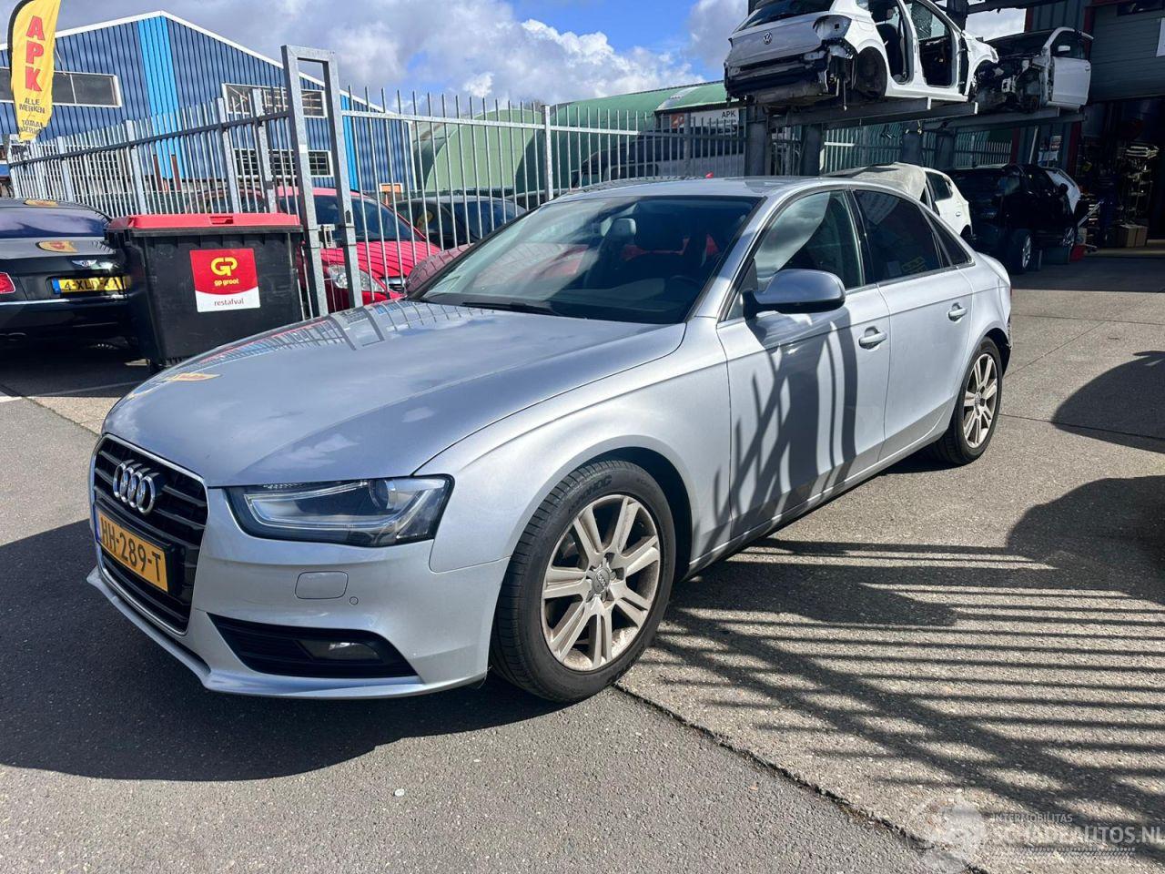 Audi A4 2.0 TDI / DSG / LIMOUSINE