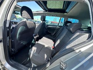Volkswagen Golf 1.0 TSI / DSG / PANO / picture 9