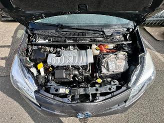 Toyota Yaris 1.5 FULL HYBRIDE picture 13