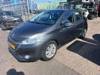 Auto incidentate Peugeot 208 1.4 VTI ENVY 38.000 KM 2012/10