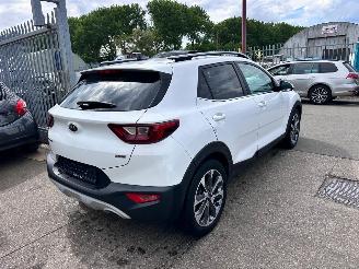 Kia Stonic 1.0 AUTOMAAT / picture 4