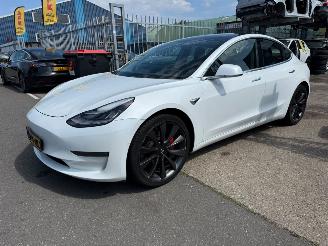 skadebil auto Tesla Model 3 PERFORMANCE AWD 75 KWH 2019/12