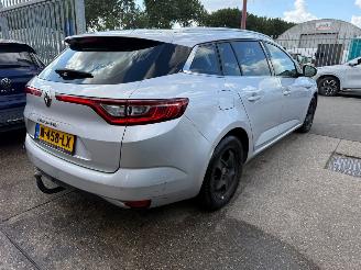 Renault Mégane 1.5 DCI LIMITED / AUTOMAAT picture 4
