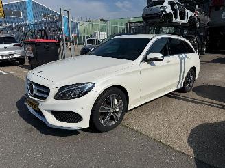 skadebil auto Mercedes C-klasse 350e / AMG / LEER / 2015/7