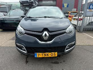 Renault Captur 1.2 TCe DYNAMIQUE / AUTOMAAT picture 2