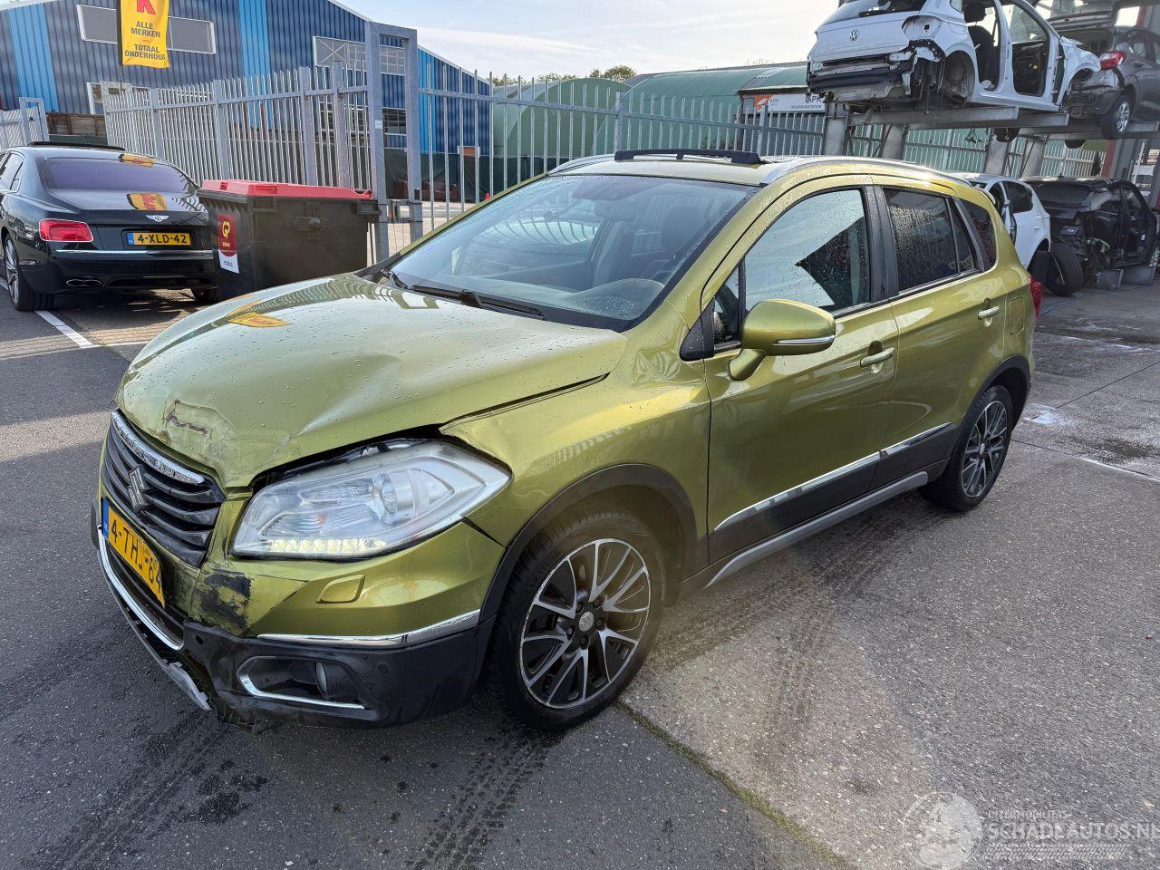 Suzuki SX4 S-CROSS 1.6 HIGH EXECUTIVE / PANO