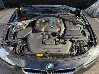BMW 3-serie 330e HIGH EXECUTIVE picture 14