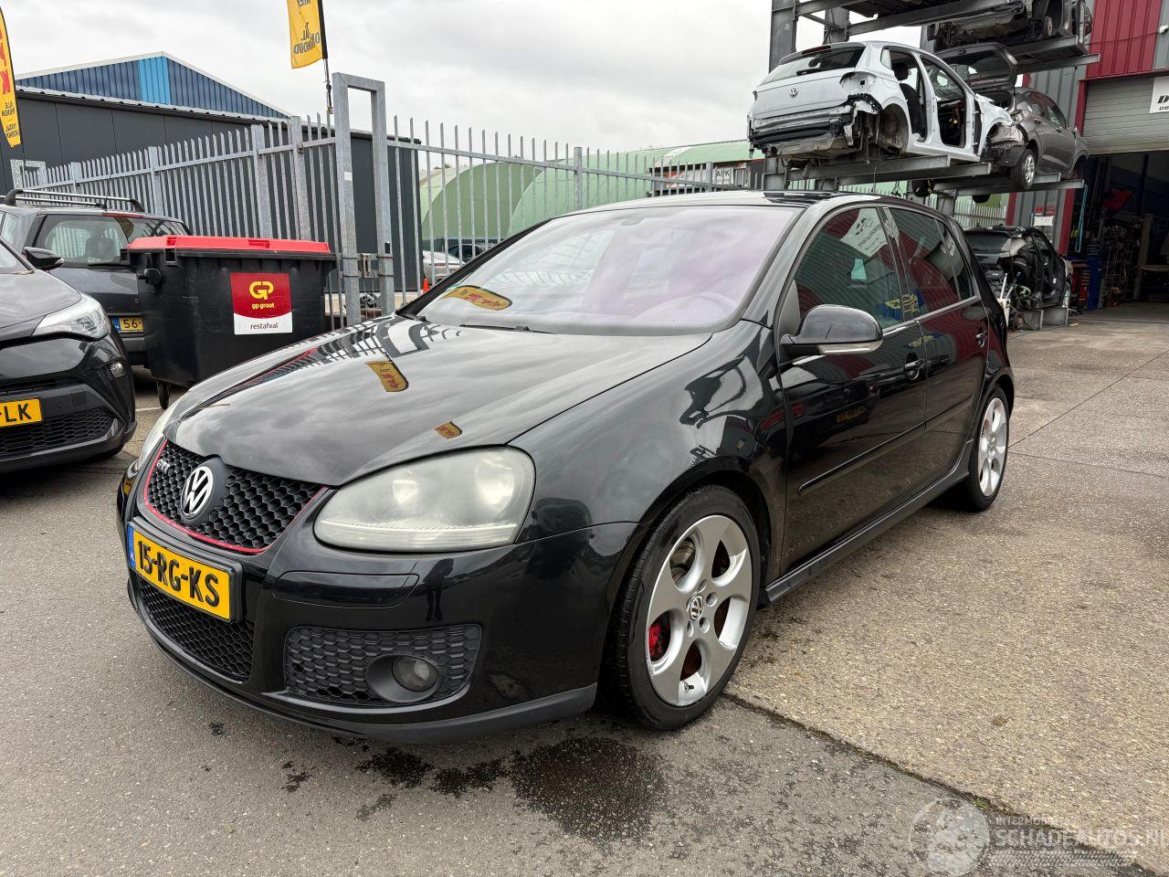 Volkswagen Golf 2.0 GTI / TFSI