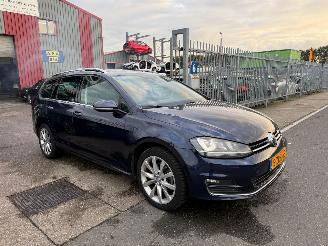 Volkswagen Golf 1.6 TDI / DSG / PANO / HIGHLINE picture 4