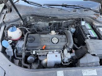 Volkswagen Passat 1.4 TSI COMFORTLINE BLUEMOTION AUTOMAAT picture 11