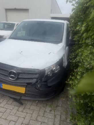 Mercedes Vito 114 CDI LANG AIRCO 210000NAP picture 3
