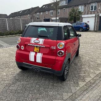 krockskadad bil brommobiel Microcar  M8 Premium DCI 26000KM CAMERA 2013/3