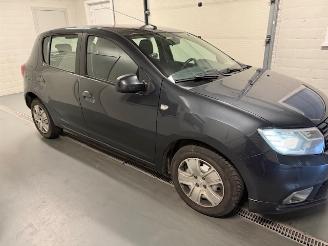 uszkodzony samochody osobowe Dacia Sandero CLIMA 2017/5