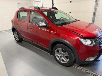 Damaged car Dacia Sandero /// 26000 KM /// 2020/7